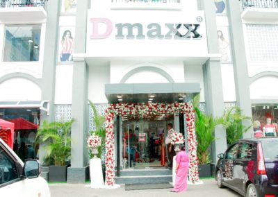 dmaxx new peradeniya showroom opening and inerior (3)
