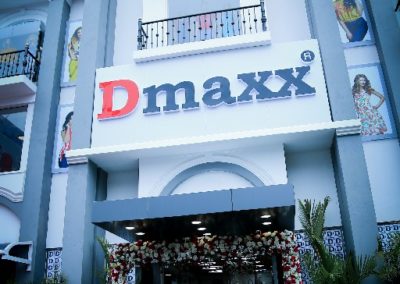 dmaxx new peradeniya showroom opening and inerior (7)